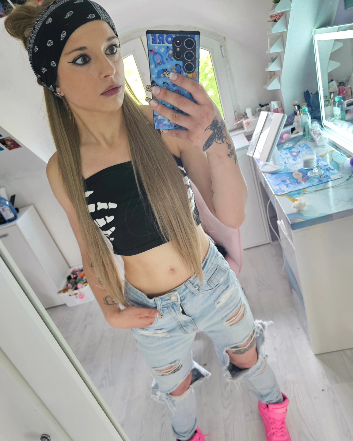 Je fajn, že niektorí ľudia odchádzajú z môjho života sami od seba; je to, akoby sa odpadky samy vynášali von.

#bloggerstyle #bloggerin #blogger_de #beautybloggers #bloggerlifestyle #lifestyleblogger #linkinprofile #lifestyleblog #gutenabend #selfie #influencer #instablog #influencers #blonde #selflove #newme #ootdfashion #ootd #germanblog #germanblogger #ukrainegirl #makeblogger #makeup #follower #followｍe #ｓｉｎｇｌｅ #singlegirls #dogmom #catmom #liketime